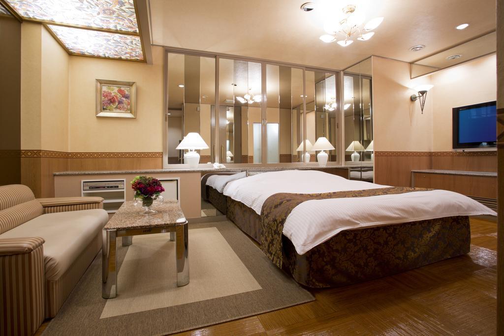 Hotel Casablanca (Adults Only) Осака Екстериор снимка